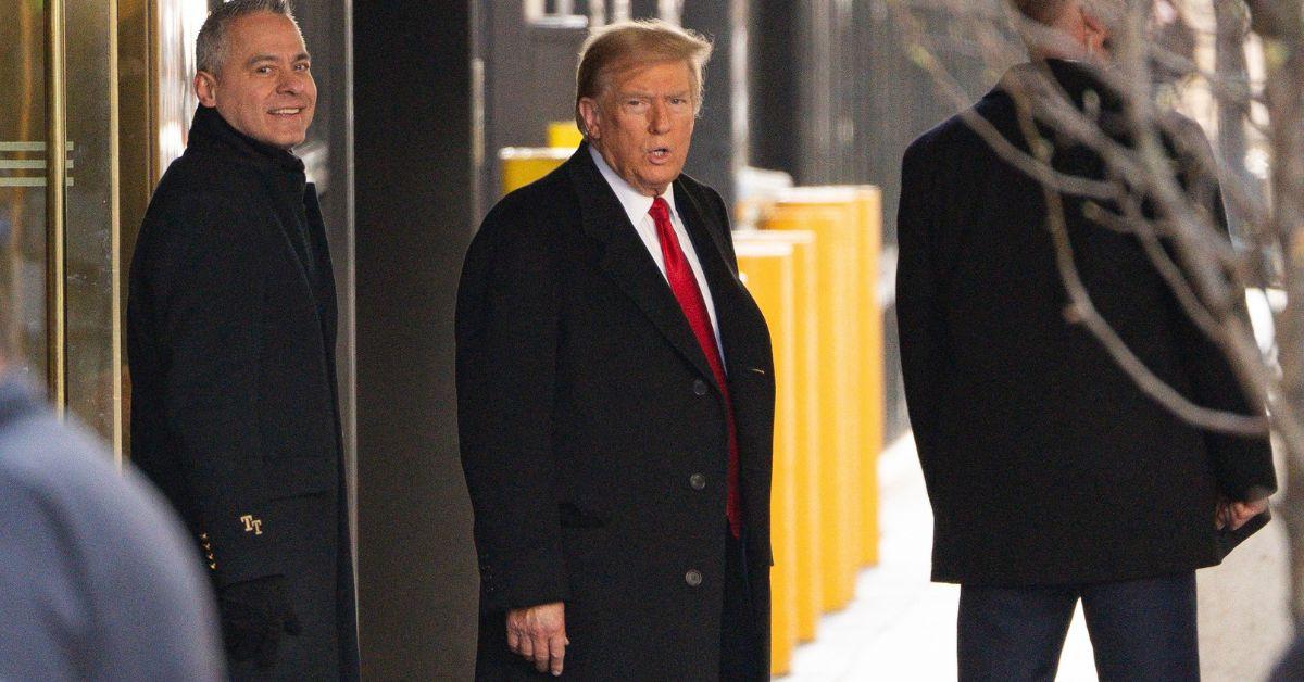 msnbc-s-chris-hayes-mocks-donald-trump-for-falling-asleep-during