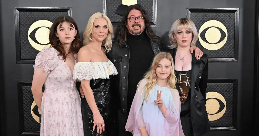 dave grohl lovechild scandal calls off heavyweight divorce lawyer wife