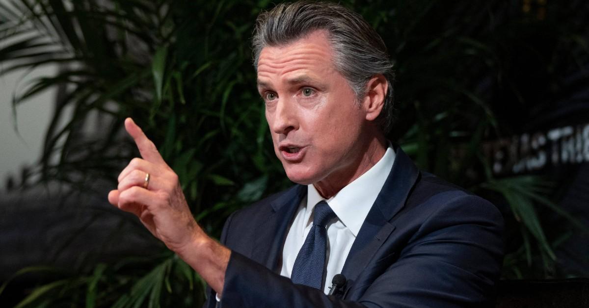 los angeles wildfires increasing winds ground firefighting aircraft climate scientists warn worst yet to come gavin newsom