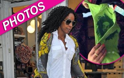 //kelly rowland shopping blue