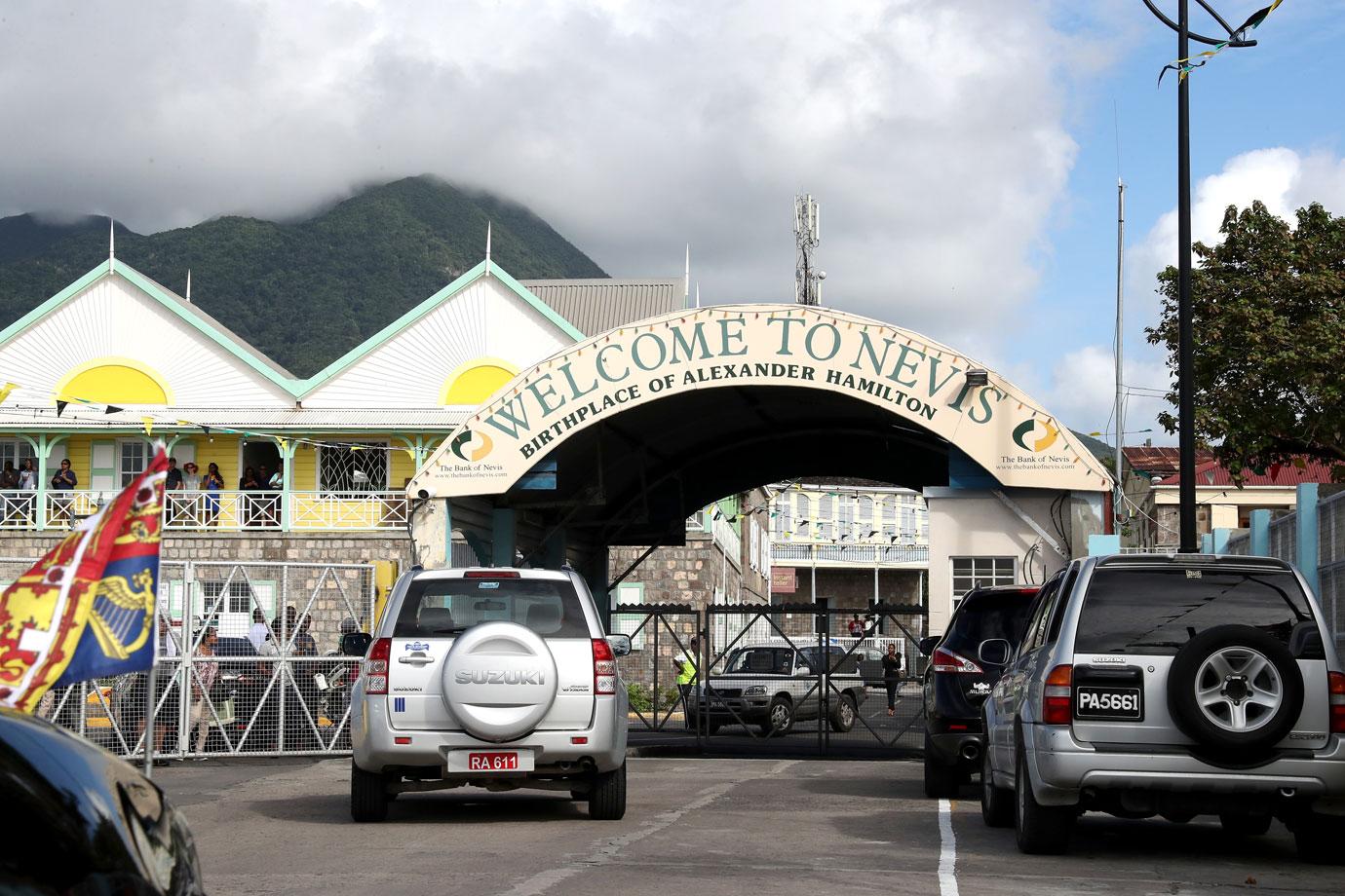 //Prince Harry Meghan Markle Wedding Honeymoon Destination Nevis Island Revealed