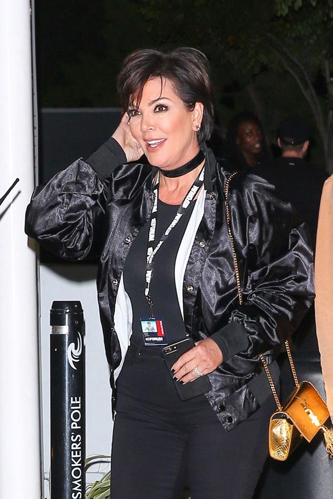 Kim Kardashian Kanye west concert kris jenner filming kuwtk 12