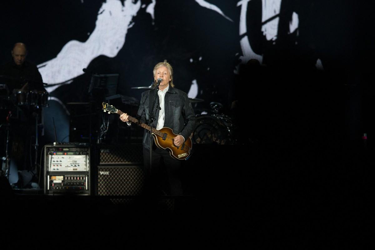 Paul McCartney performed 'I Want to Hold Your Hand' at Swift and Kelce's wedding reception.