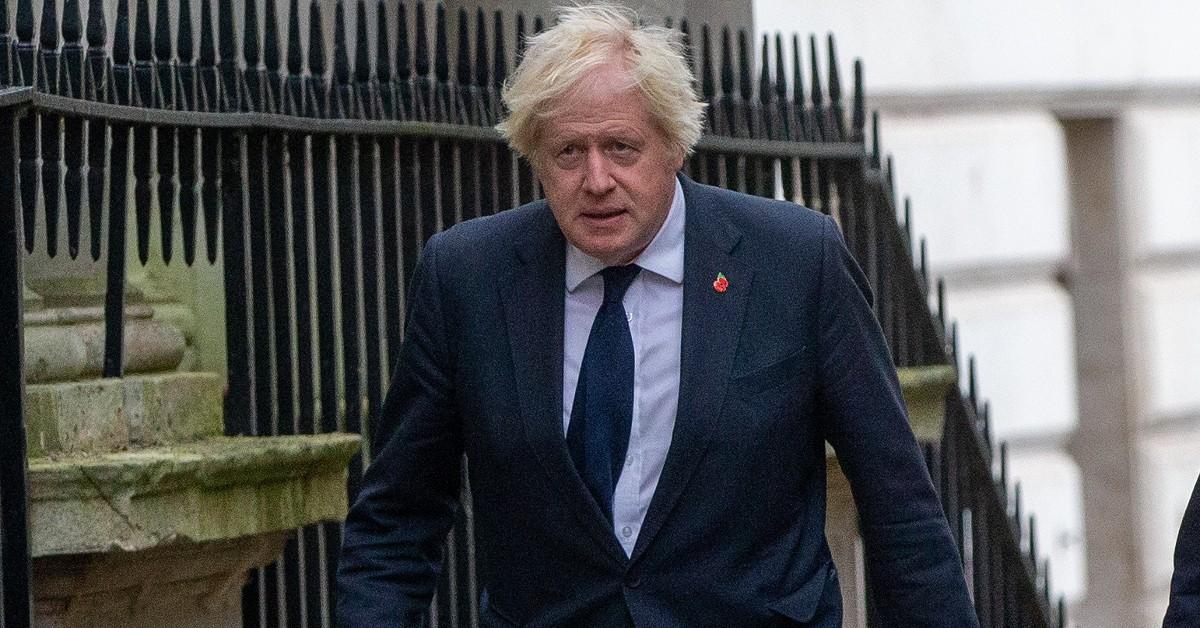 tucker calrson claims boris johnson attempted shakedown