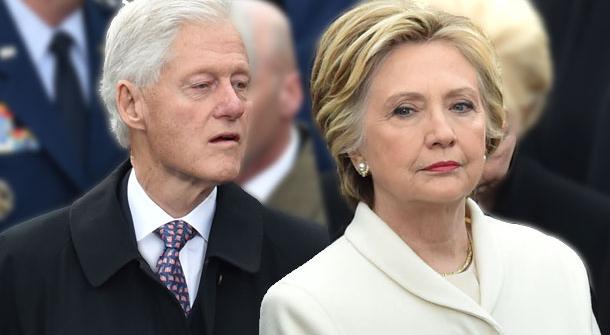 //donald trump inauguration hillary clinton body language pp