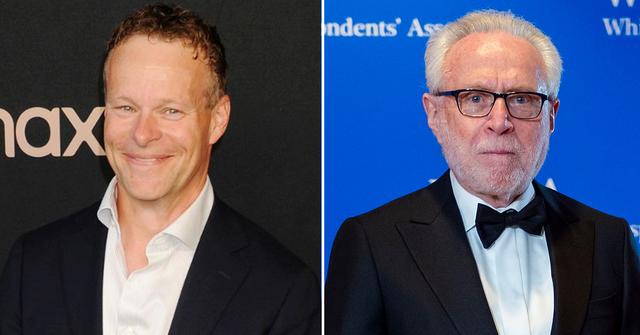 cnn chris licht mistreating wolf blitzer shocked behavior