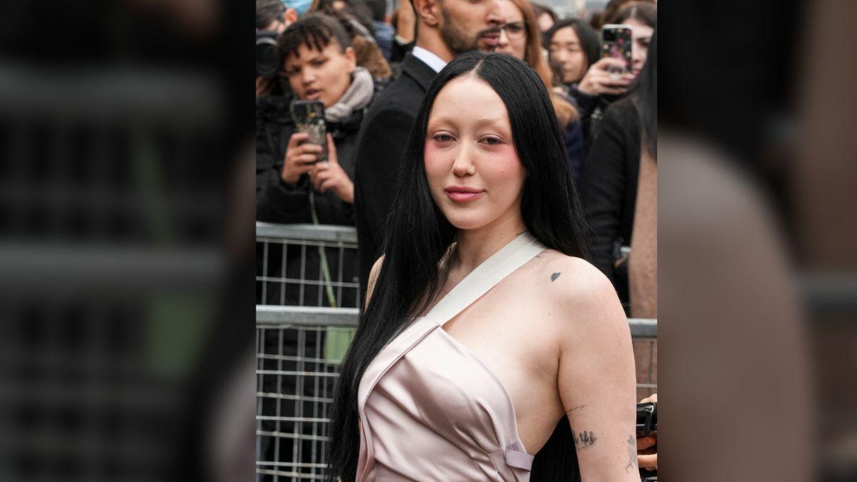 Noah Cyrus supports Miley's push to reunite the family despite Tish's refusal.