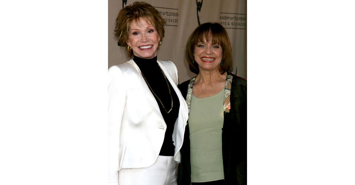 mary and rhoda on the mary tyler moore show