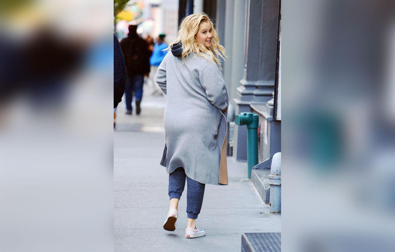 Amy Schumer Displays Pregnancy Glow On Set Of New Commercial