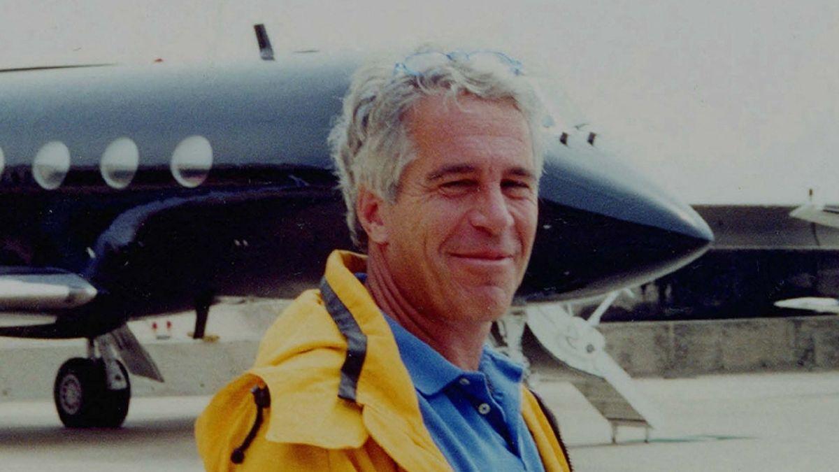 image of Noel denied making the search when questioned under oath by the Department of Justice.