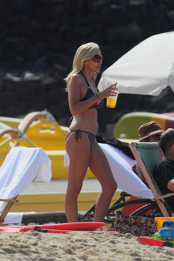 //camille grammer bikini hawaii pics​