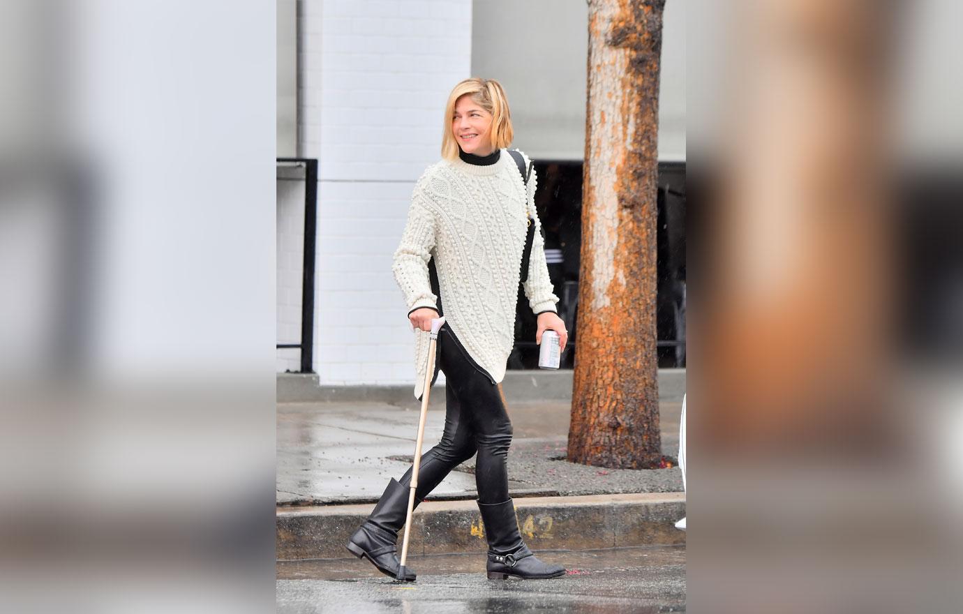 Selma Blair Relies On Cane As Concerns Over Multiple Sclerosis Grow