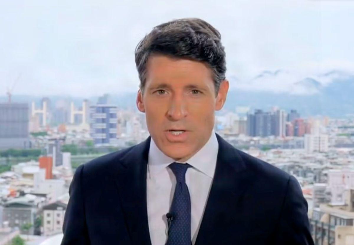 tony dokoupil