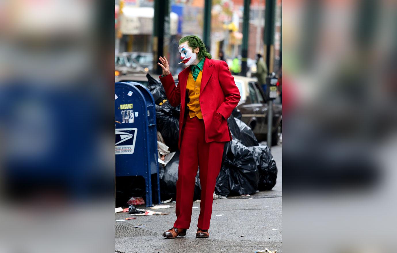 Joaquin Phoenix Joker Makeup