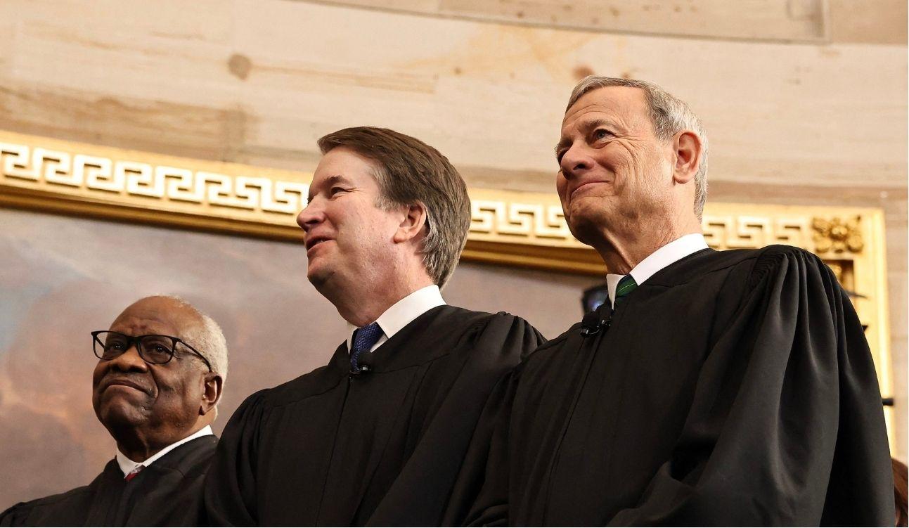 Picture of Clarence Thomas, Brett Kavanaugh and John Roberts