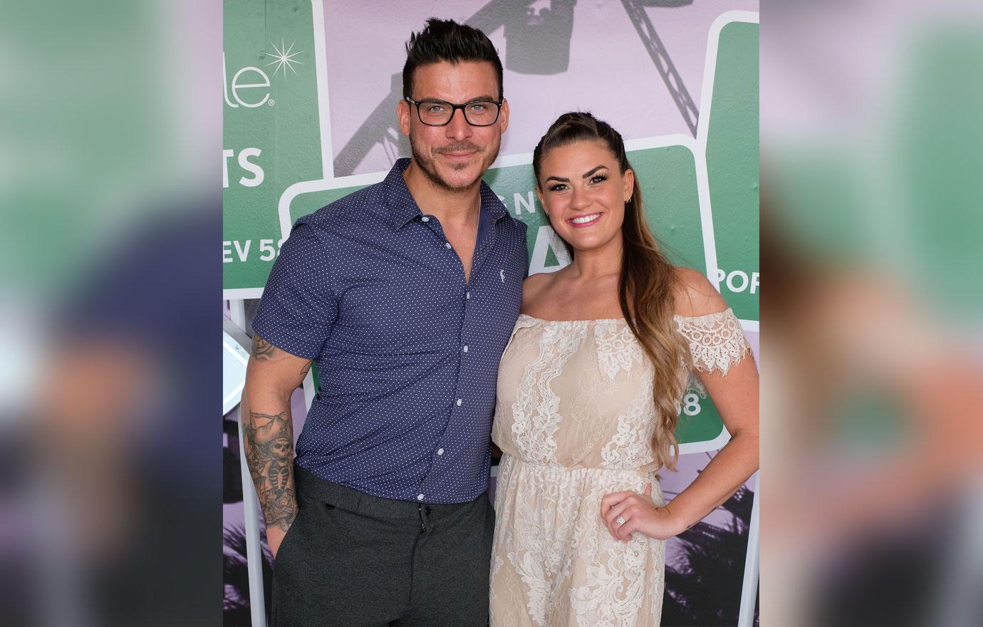 ‘Vanderpump Rules’ Star Jax Taylor Ditches His Wedding Ring