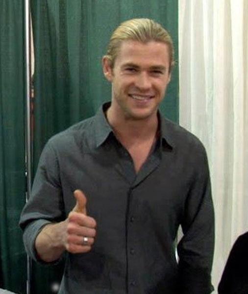 //xposure_chris_hemsworth__