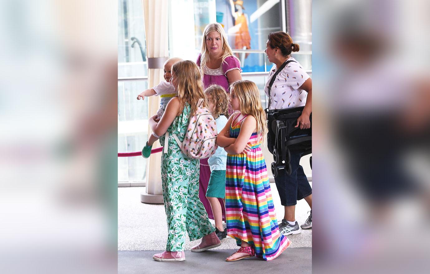 Tori Spelling And Dean McDermott Take Kids To Candytopia