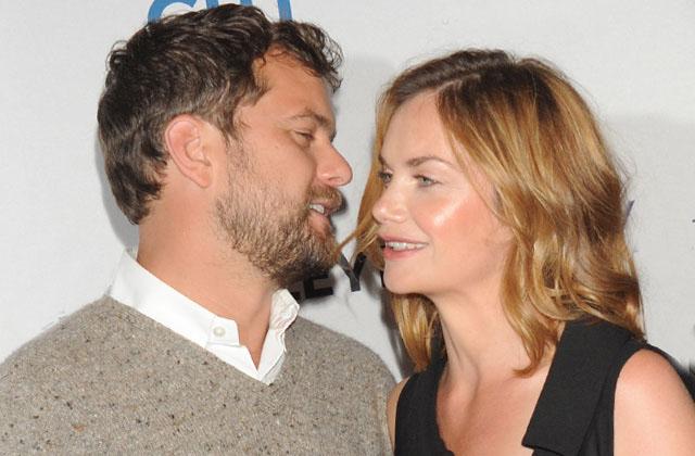 joshua jackson ruth wilson date romantic dinner