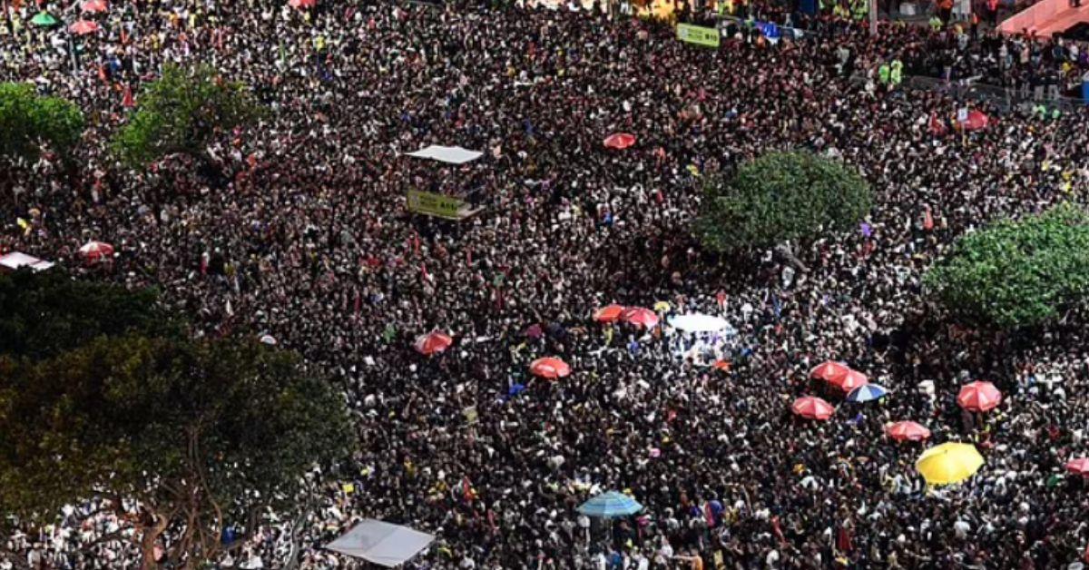 lady gaga foiled bomb threat rio de janeiro concert news