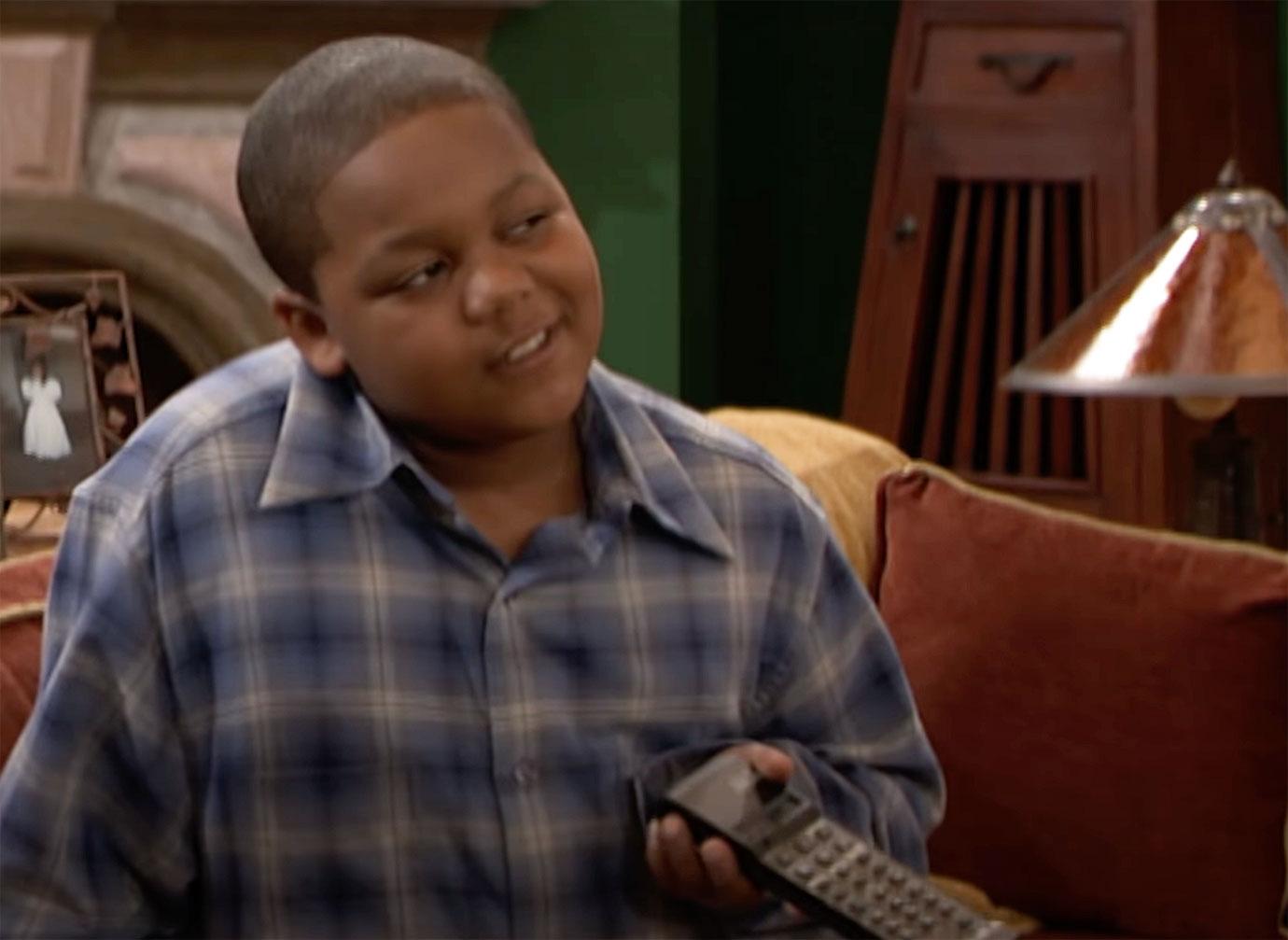 kyle massey charged with felony for allegedly sending explicit photos to young girl