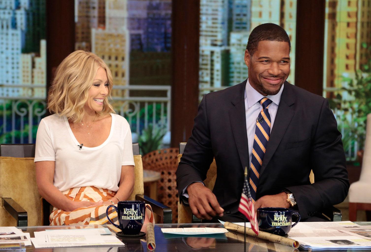 //Michael strahan kelly ripa feud live tell all