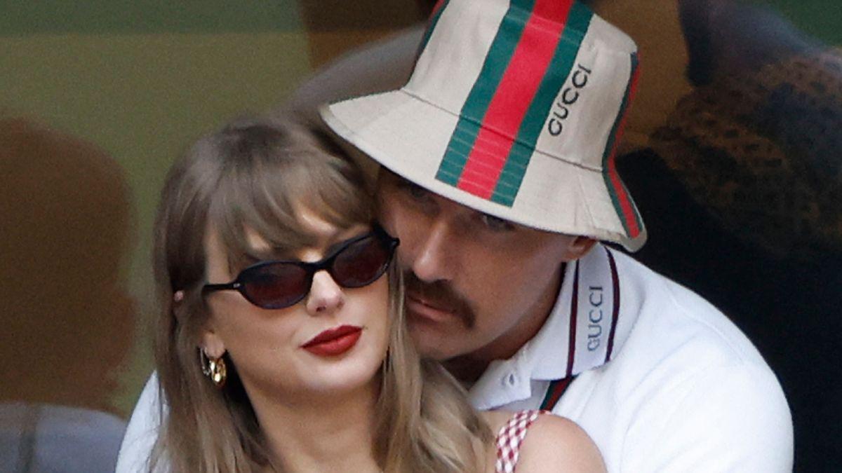 Photo of Taylor Swift and Travis Kelce