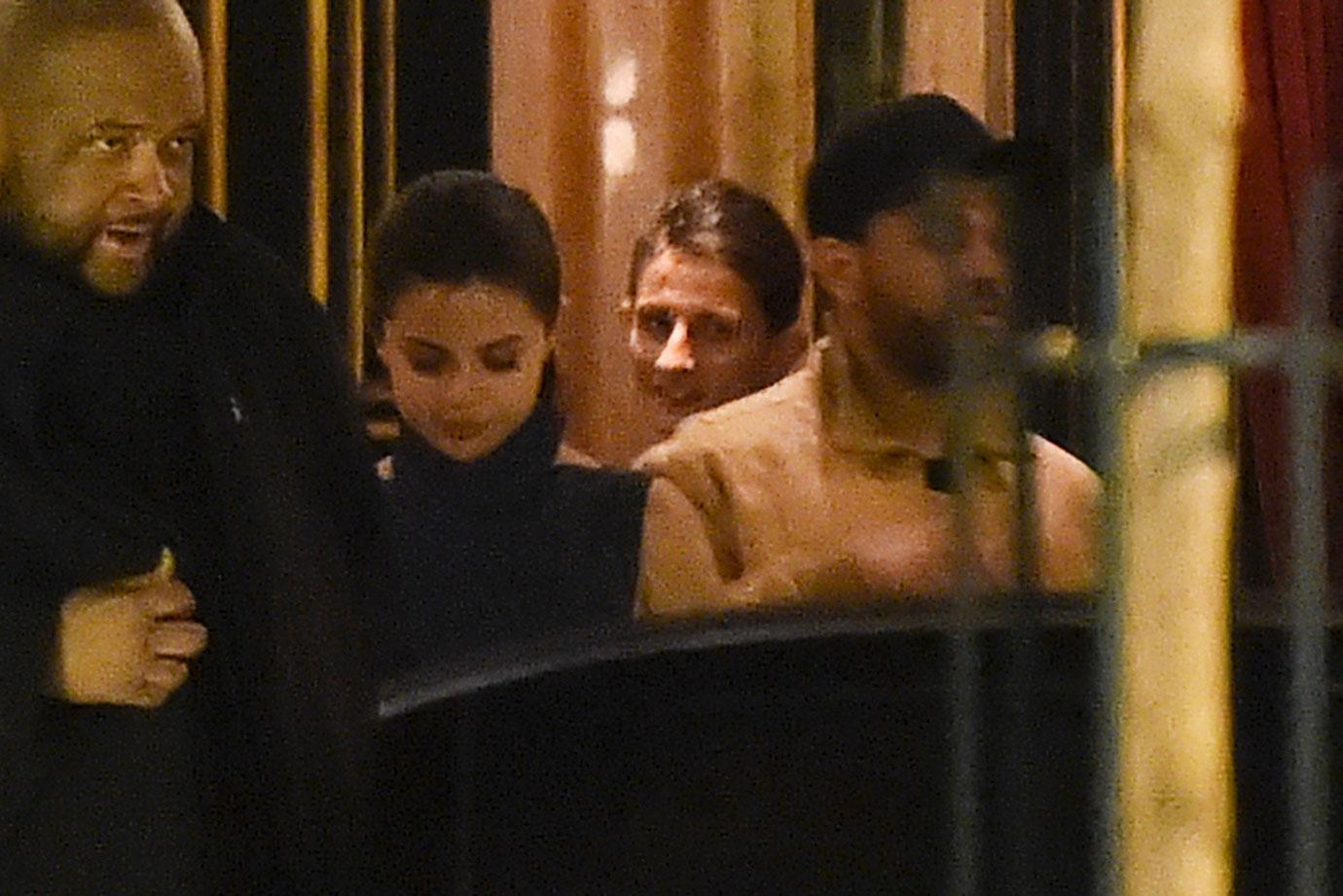 //selena gomez the weeknd dating paris hotel