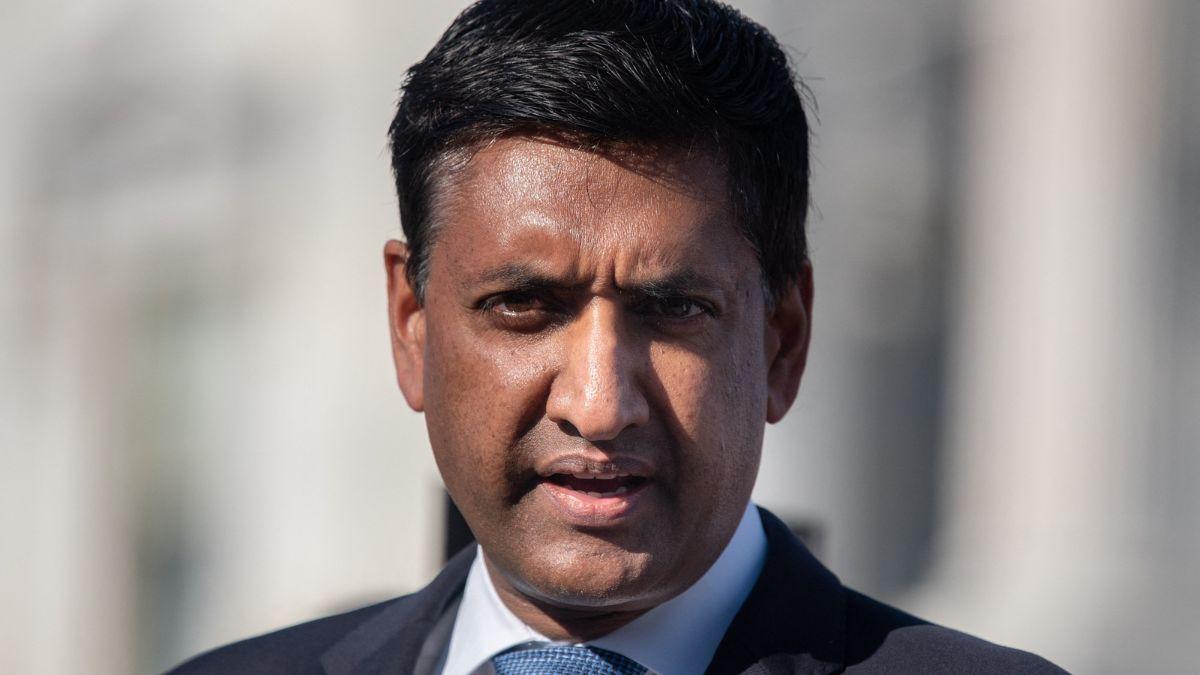 image of Rep. Ro Khanna defended the center as a tribute to the nation's first Black president.