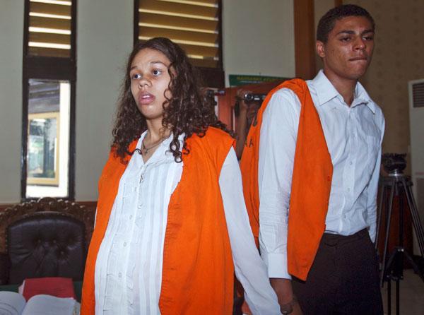 Bali Suitcase Murder -- Heather Mack Leaves Hospital With Baby For Jail