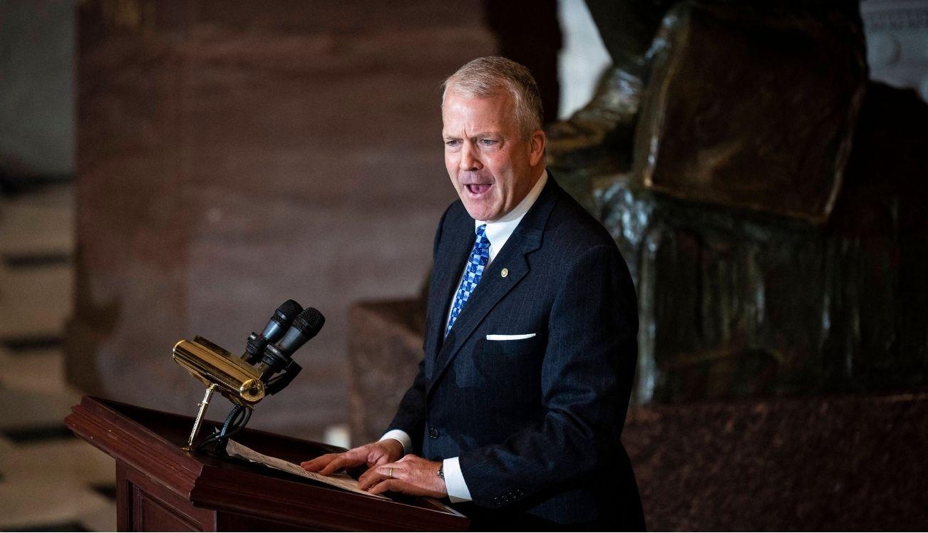 Picture of Sen. Sullivan