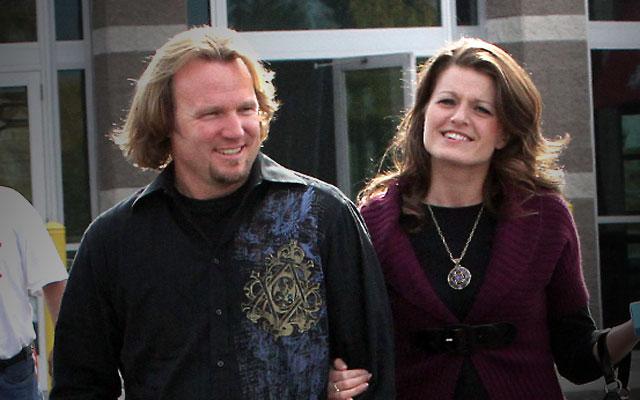 Sister Wives' Robyn Brown Reveals If She's Having A Boy Or Girl