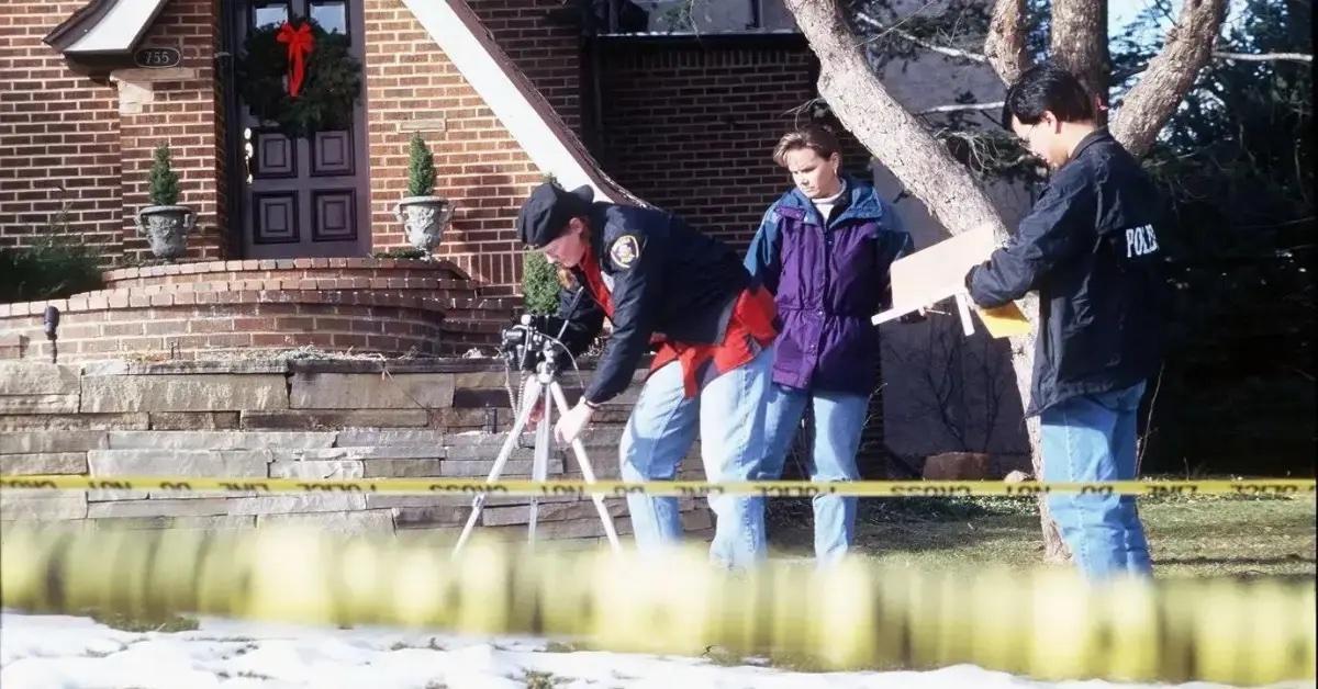 jonbenet ramsey father accuses police withholding dna evidence