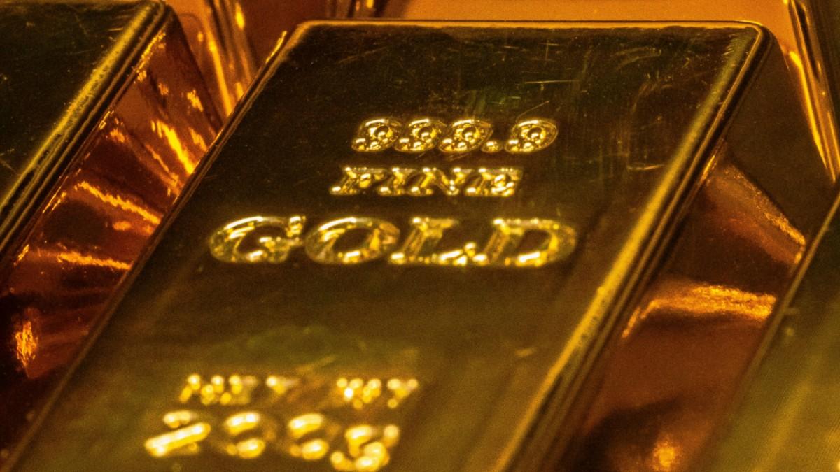 picture of gold bars