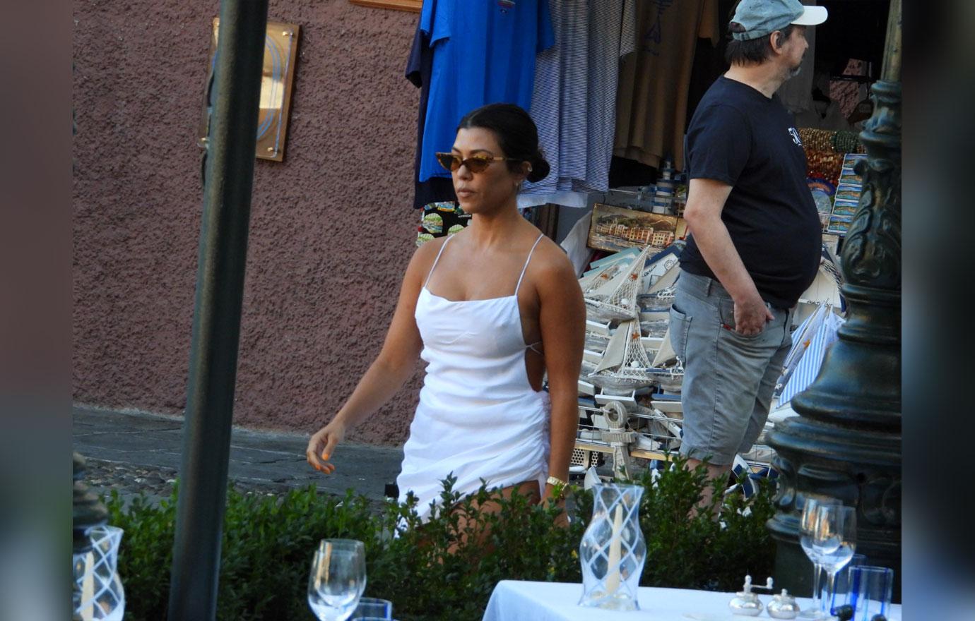 Kourtney Kardashian Enjoys Italian Getaway With Family And Friends