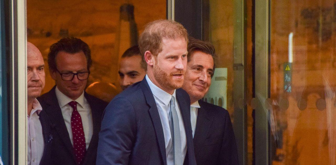 prince harry accused writing spare after losing security