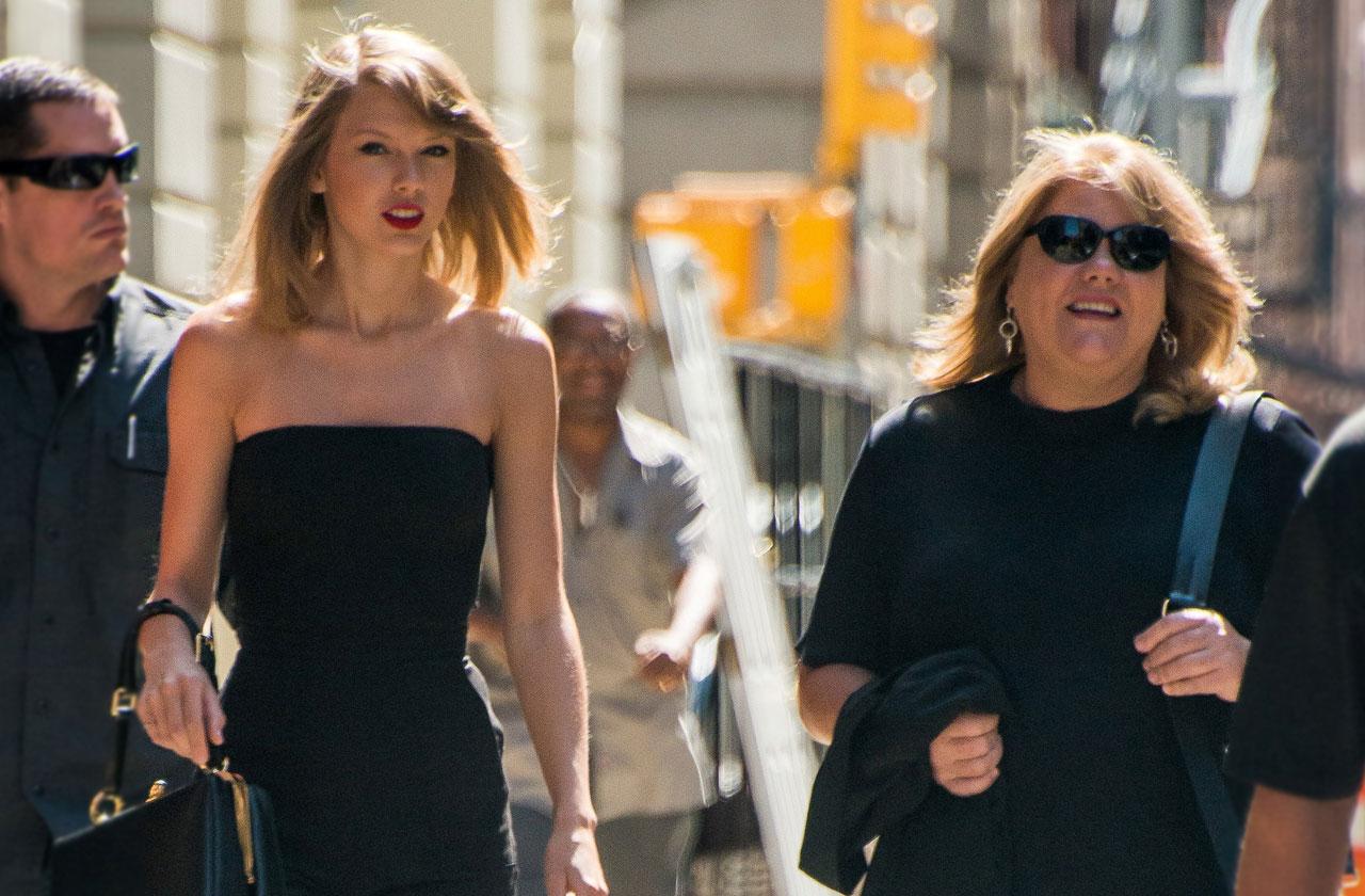 Taylor Swift Groping Trial Mom Testifies