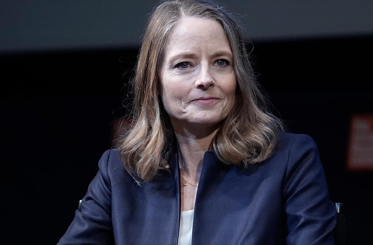 Jodie Foster M.I.A. As She Recovers From Knee Replacement Surgery