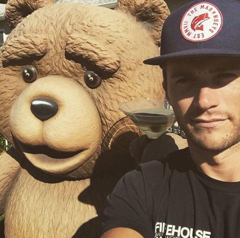 Nearly Naked! 18 Sexiest & Most Sexiest Celebrity Selfies Of 2015