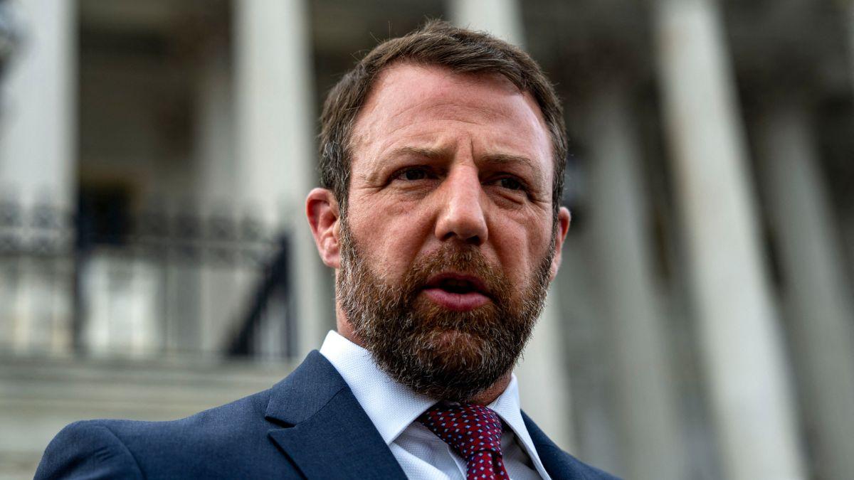 Photo of Markwayne Mullin