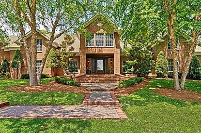 Steve McNair’s House Re-Listed Three Years After NFL Star’s Murder