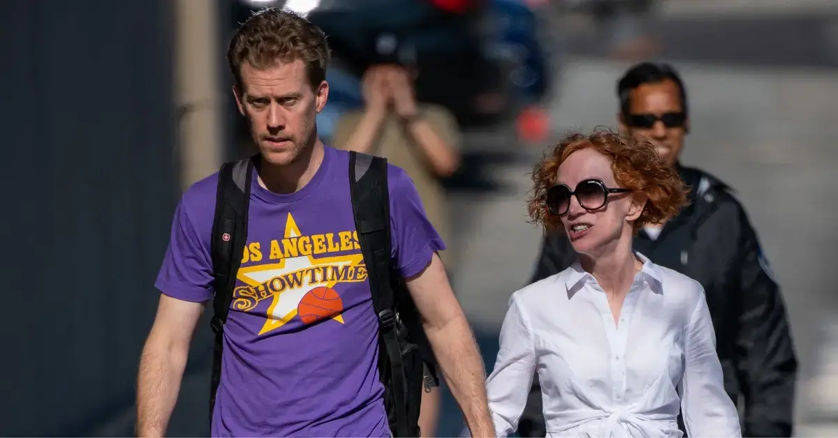 kathy griffin hires private investigator to track down estranged husband randy bick divorce papers kicked him out of mansion split