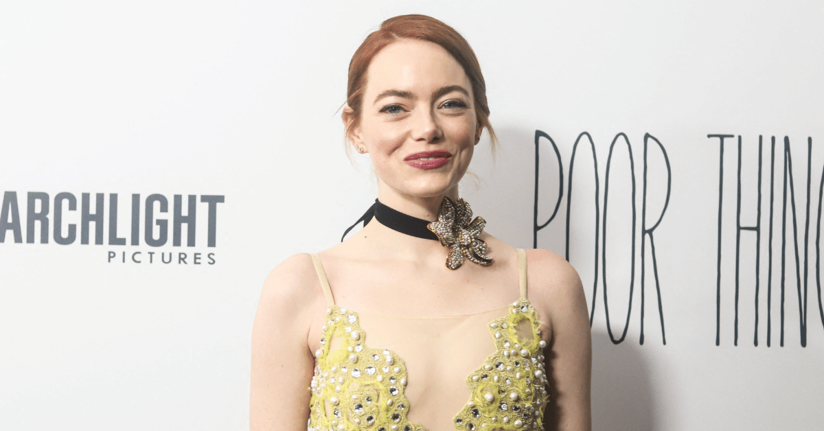 Emma Stone Sparks Concern With Bizarre Behavior at 'Poor Things' Premiere