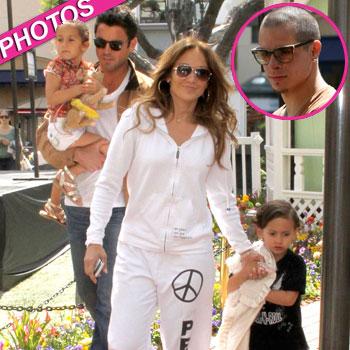 //jennifer lopez casper smart kids easter