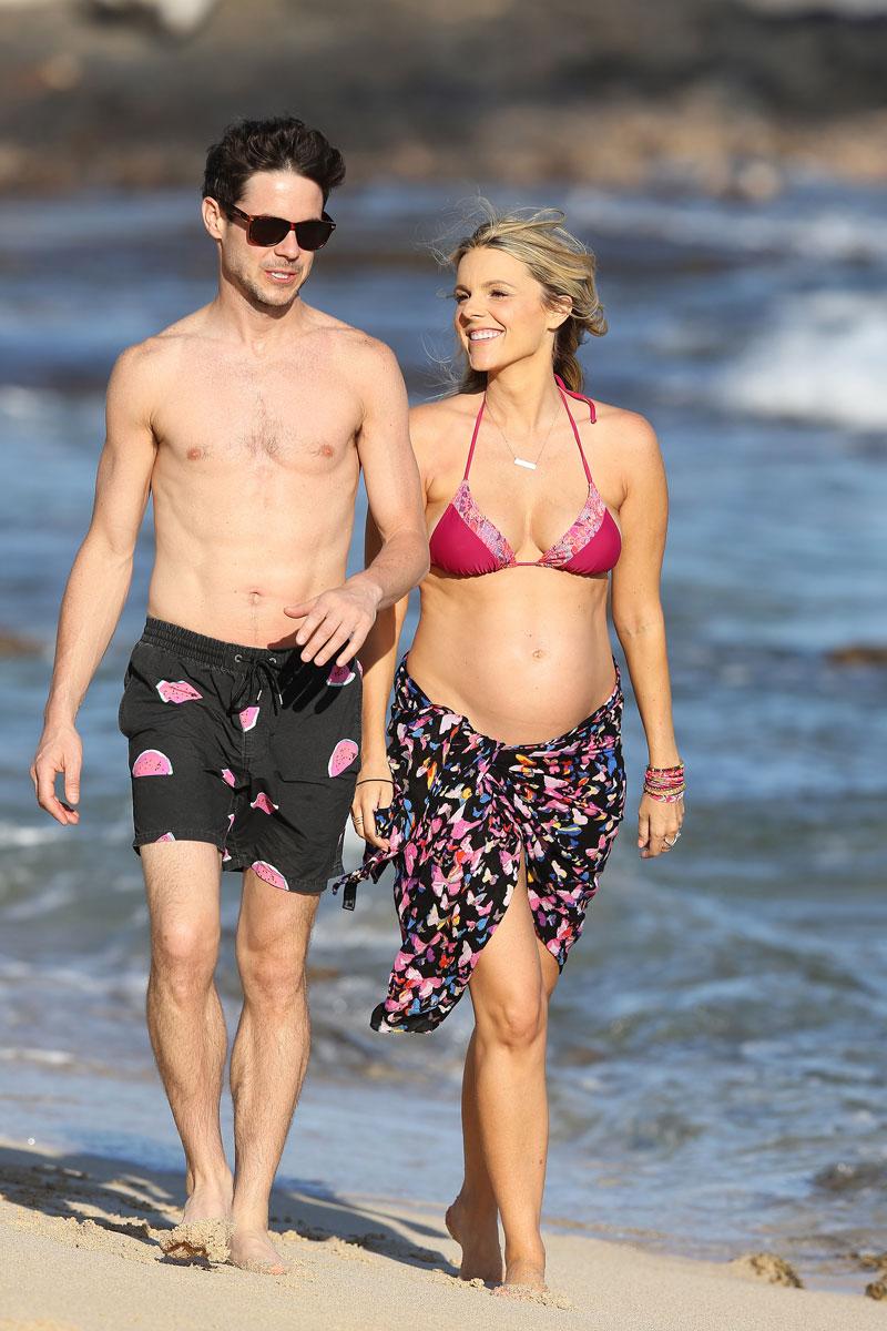 Ali Fedotowsky Pregnant Bikini Photos With Husband Kevin Manno