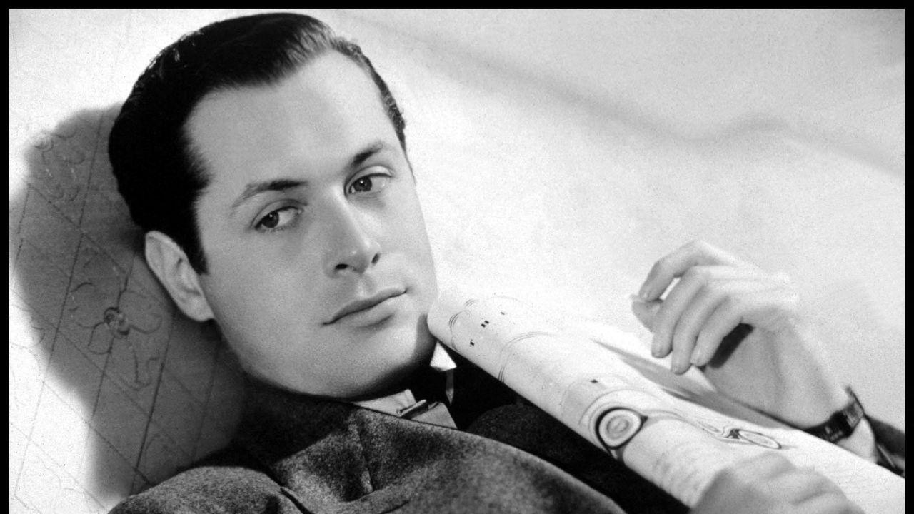 Robert Montgomery opposed daughter Elizabeth's acting ambitions, according to Herbie J. Pilato.