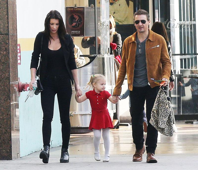 Consciously Co-Parenting! Jeremy Renner & Ex Reunite With Daughter