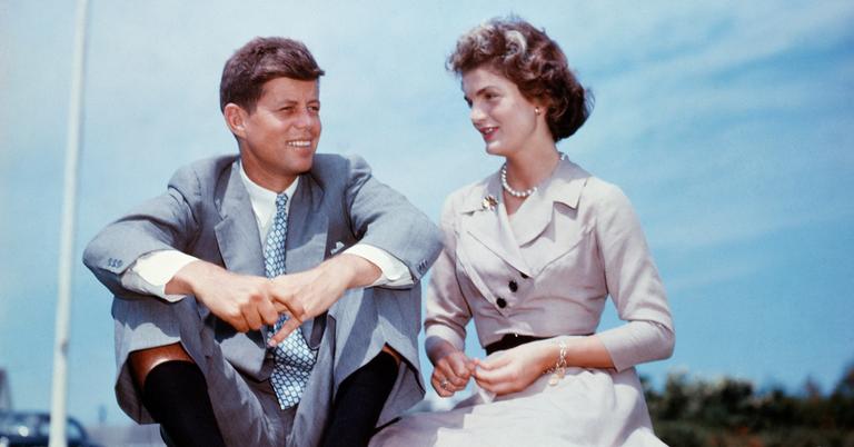 Jackie Kennedy Onassis Love Letter To Jfk And Mementos Up For Auction