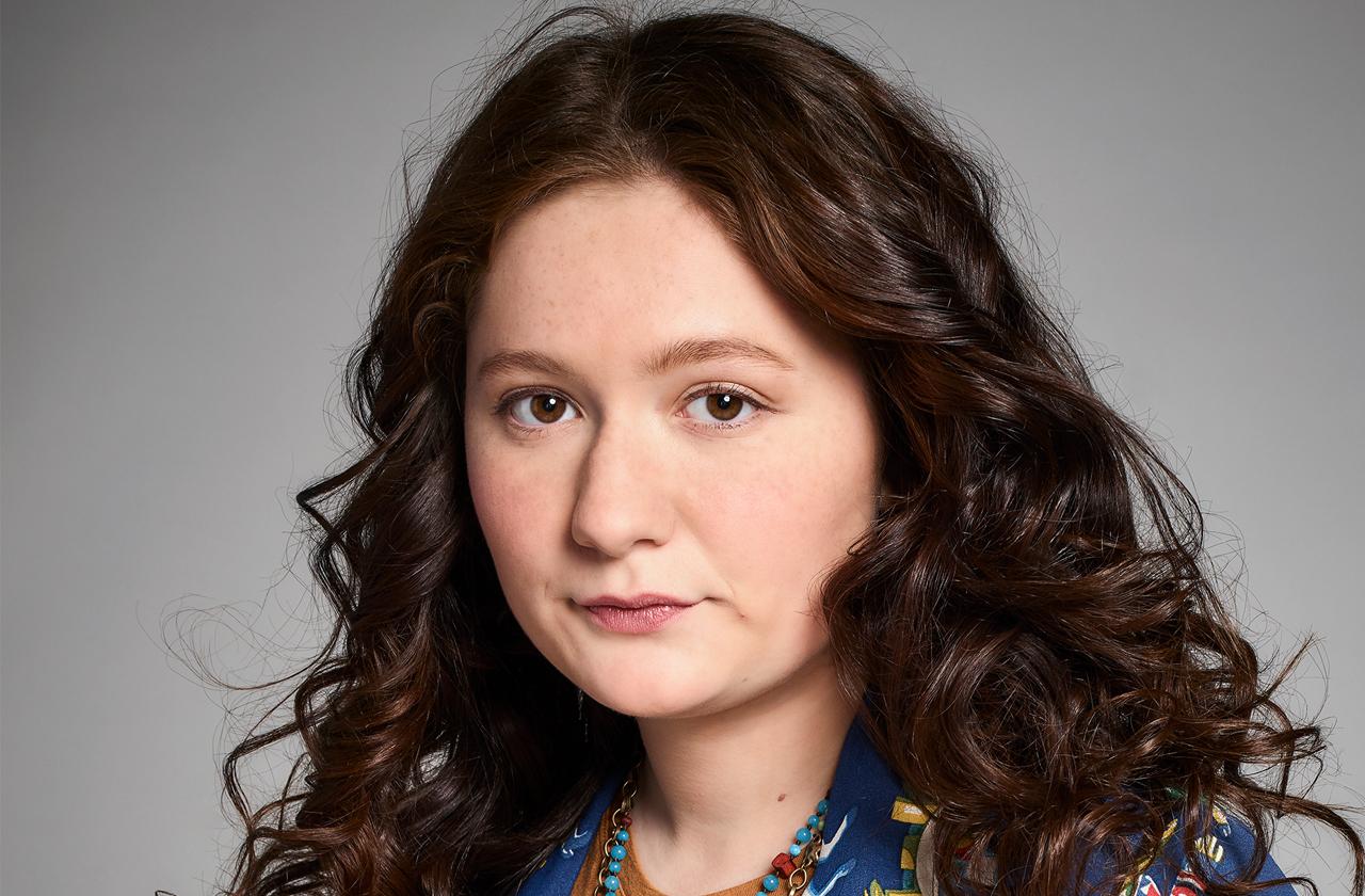 //emma kenney roseanne rehab