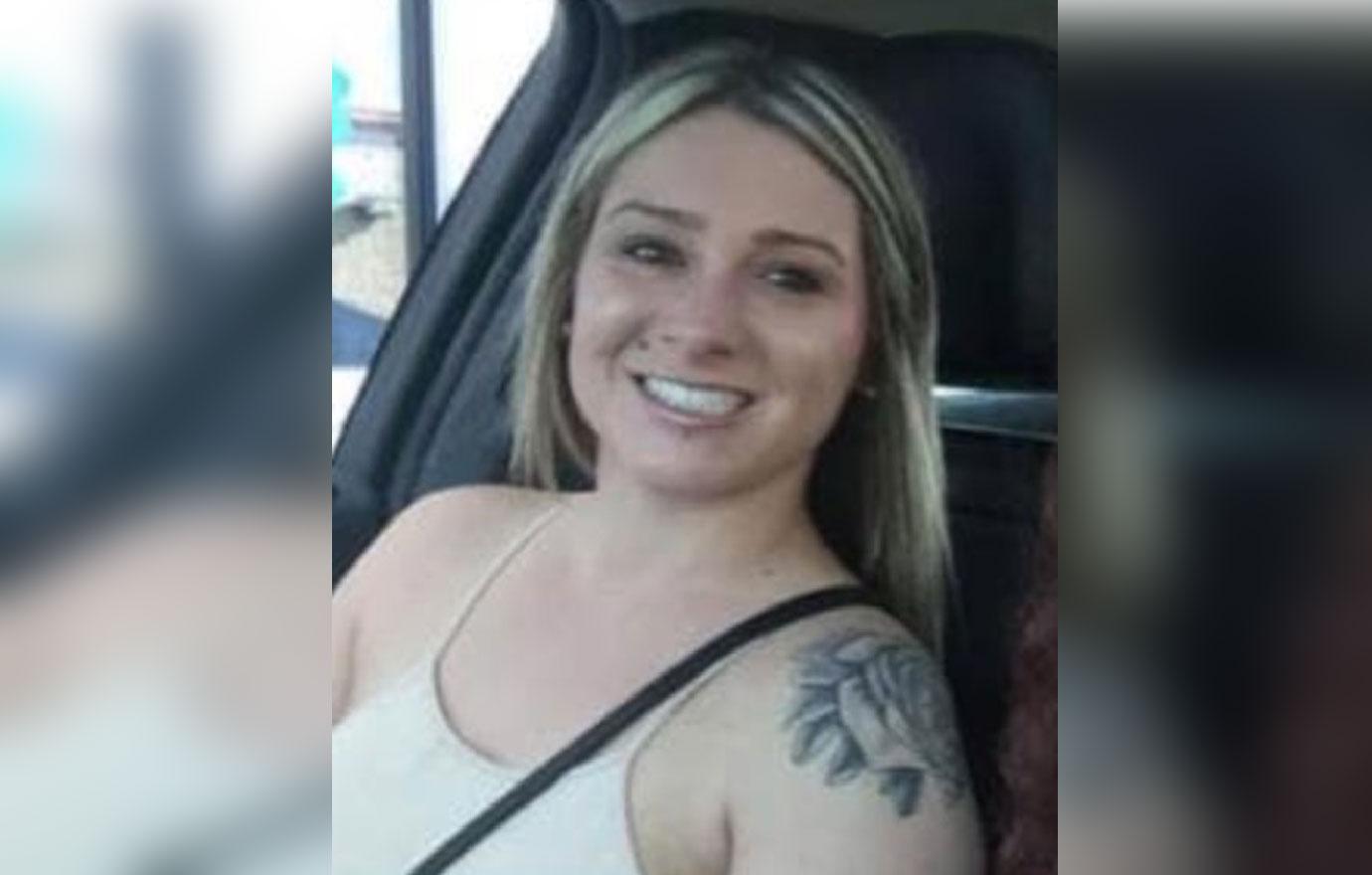 Missing Mom Savannah Spurlock's Family Releases New Photos(02)